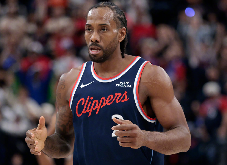 开云app下载-快船大胜森林狼：小卡45+5+5+6三分迎里程碑 华子36分